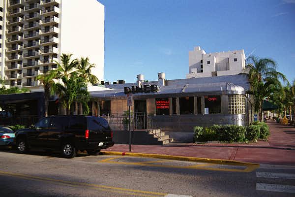 Trailer Diner - © 2000 Jimmy Rocker Photography