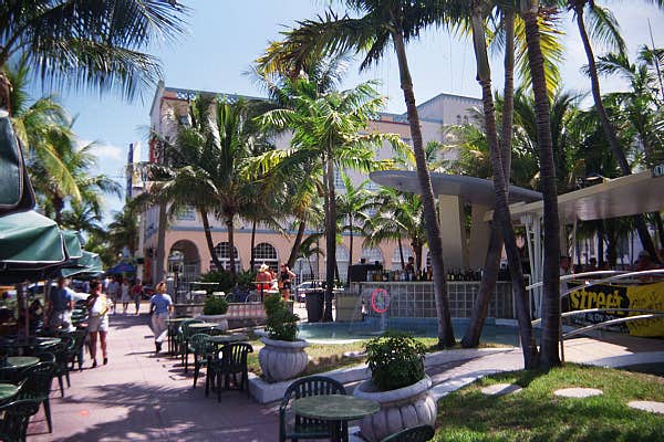 Outer Courtyard - © 2000 Jimmy Rocker Photography